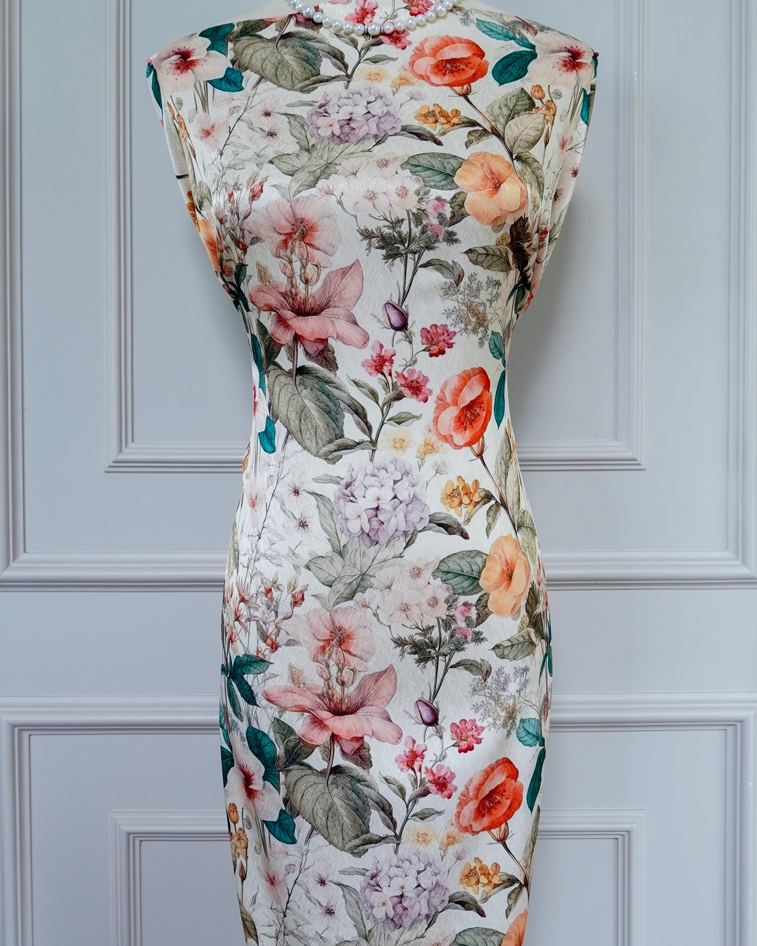 B261 - Satin Crepe