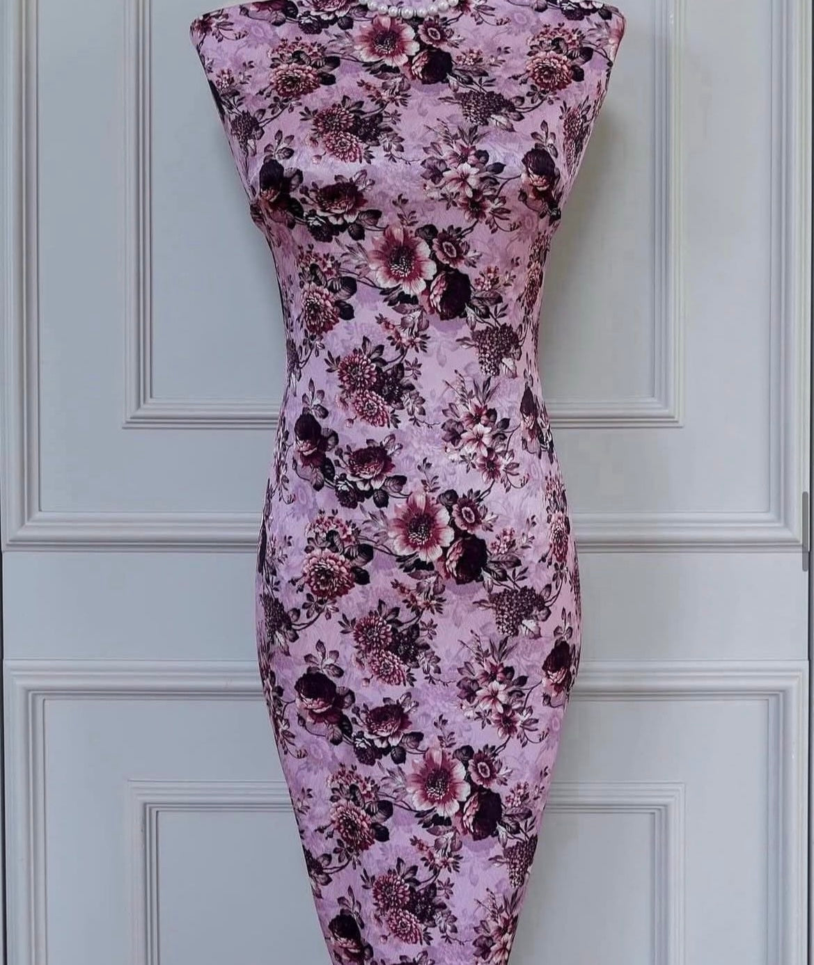 E065 - Satin Crepe